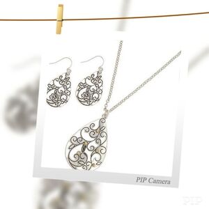 Gorgeous Teardrop Necklace Set